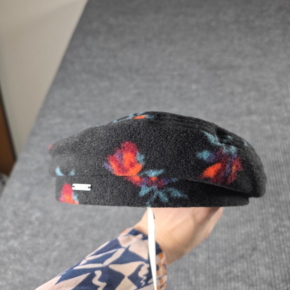 Brixton Fiddler Beret Black Floral Wool Blend Hat Roses NWTโ Size Small